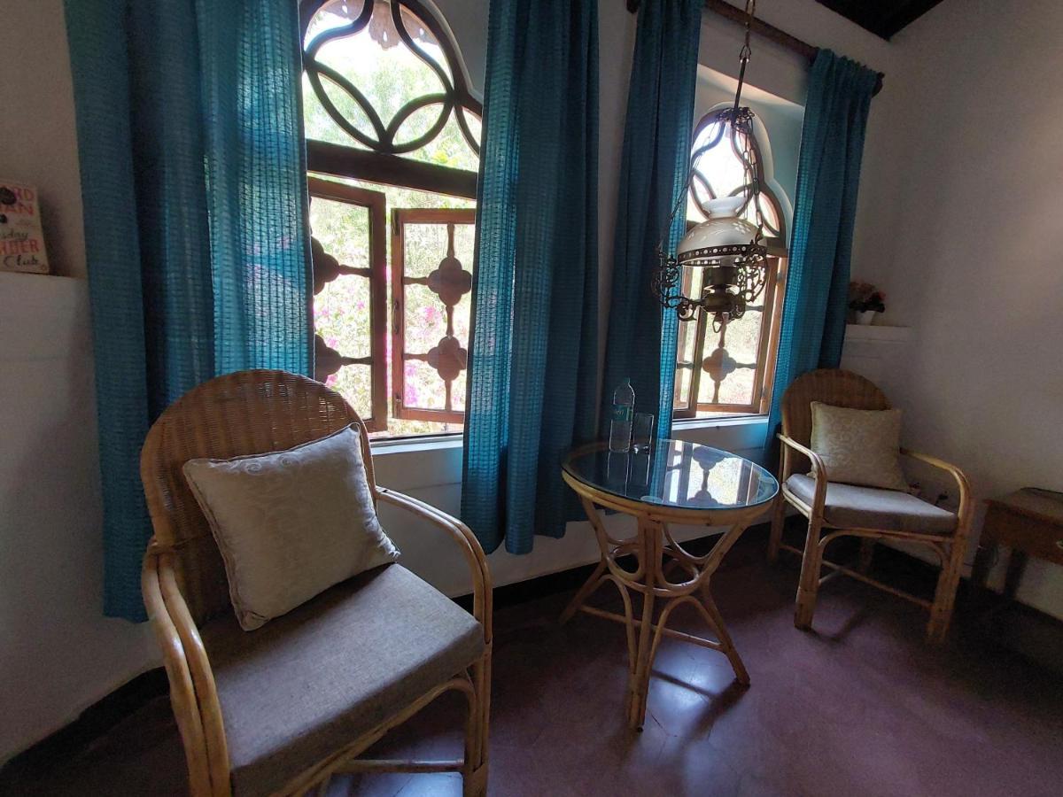 Marbella Guest House Sinquerim Exteriör bild